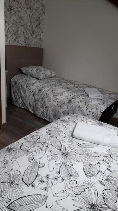 Apartamento Les Galipes Hautvillers Exterior foto